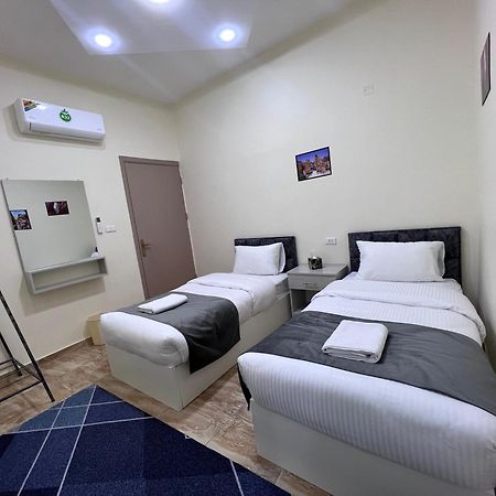Z3 Hostel Wadi Musa Eksteriør bilde